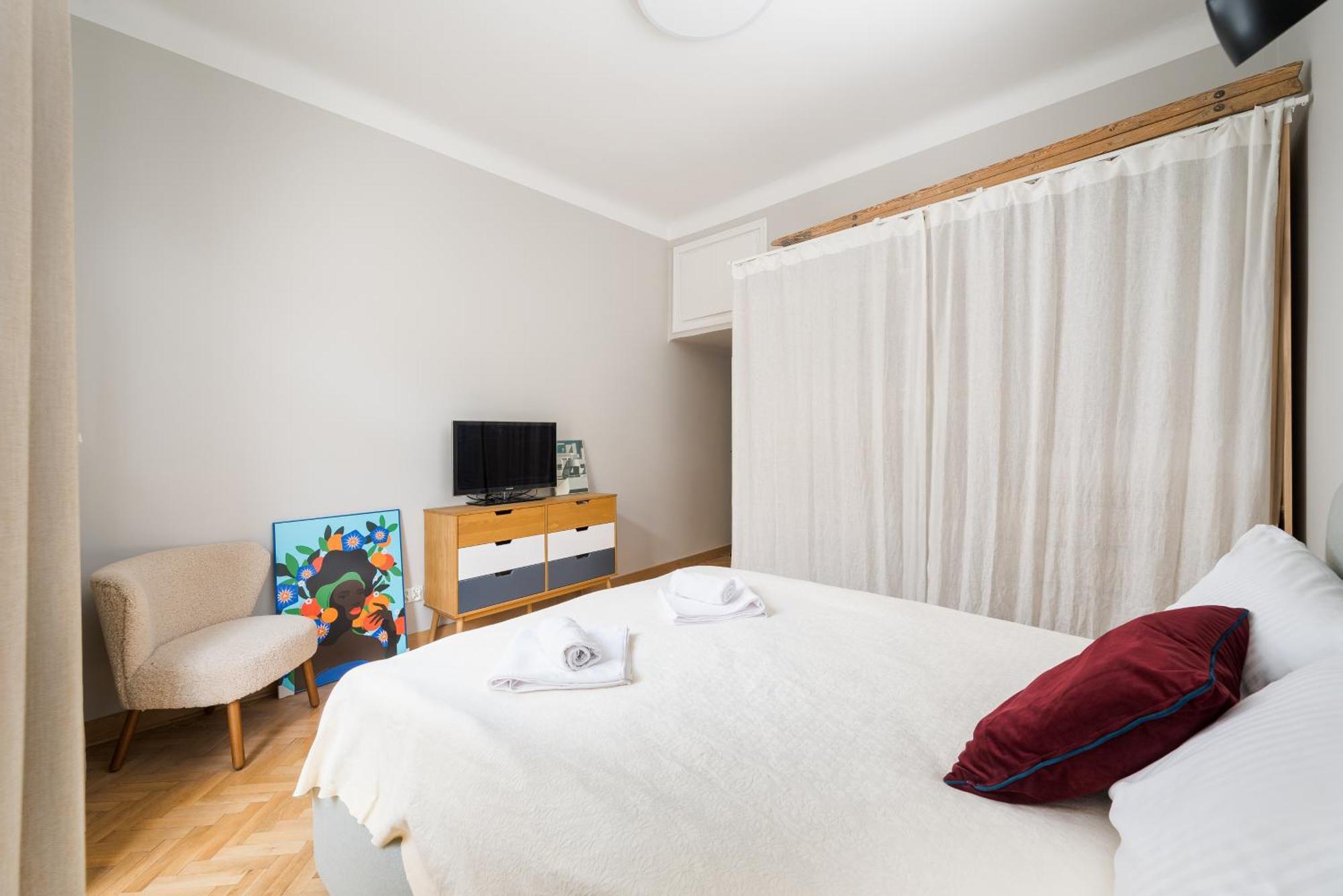 Plac Zbawiciela Stylish Apartment